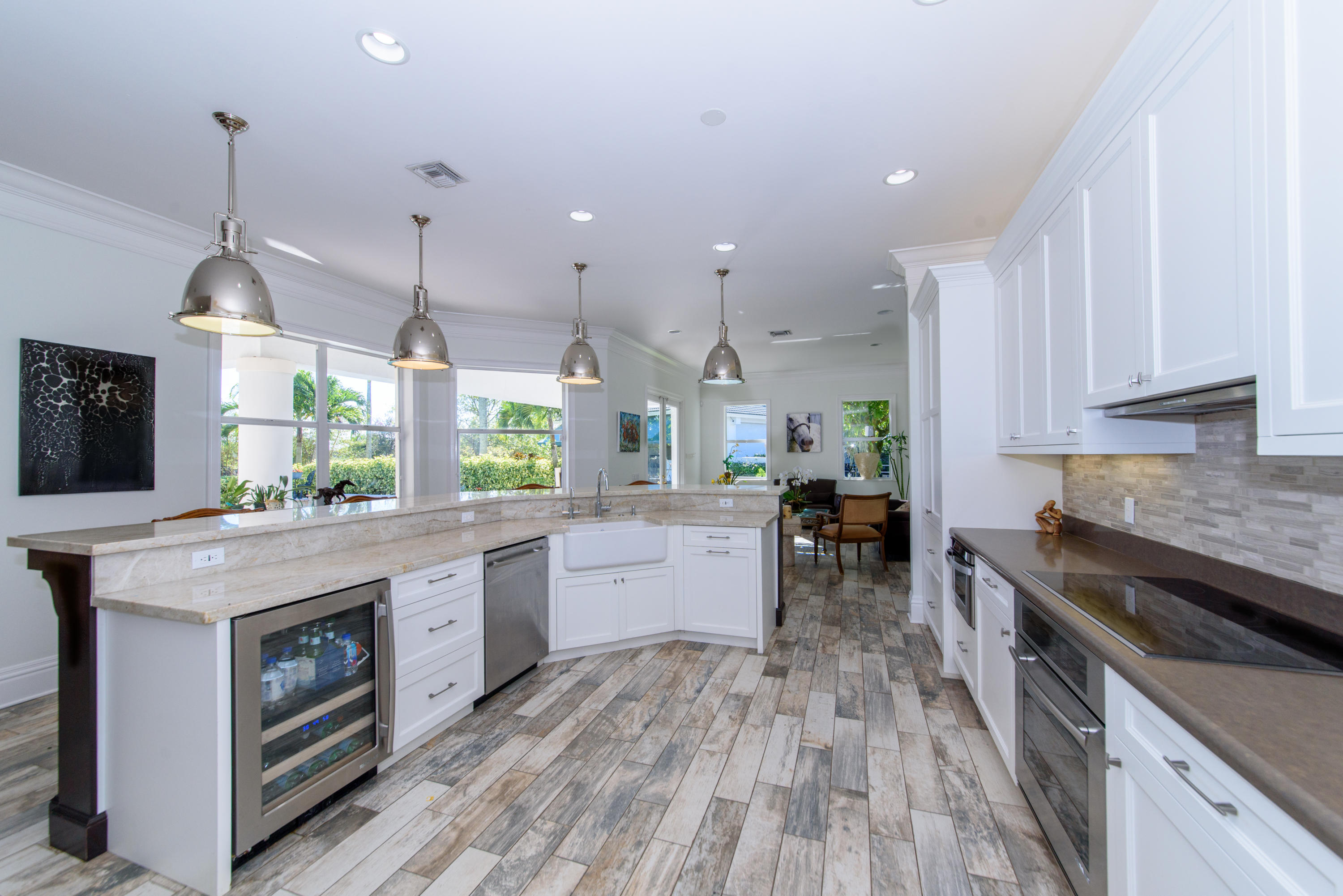 13200 Southfields Road Wellington, FL 33414 - Photo 9 of 39 Gourmet kitchen