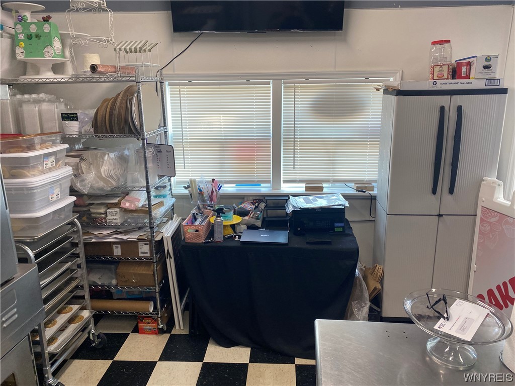 381-383 Abbott Road Buffalo, NY 14220 - Photo 40 of 50