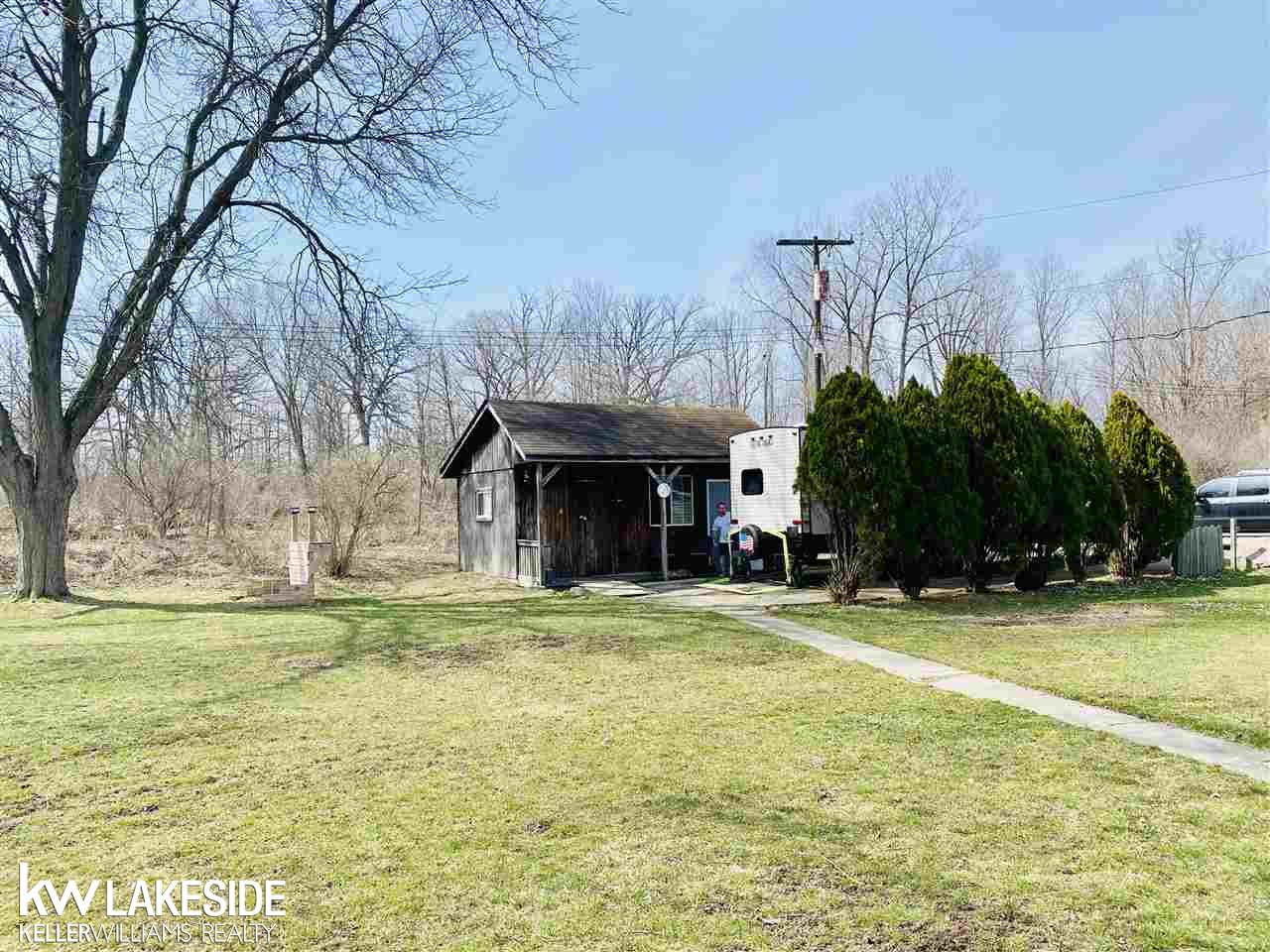 72175 Van Dyke Road Romeo, MI 48065 - Photo 40 of 45 50038054-41.JPG