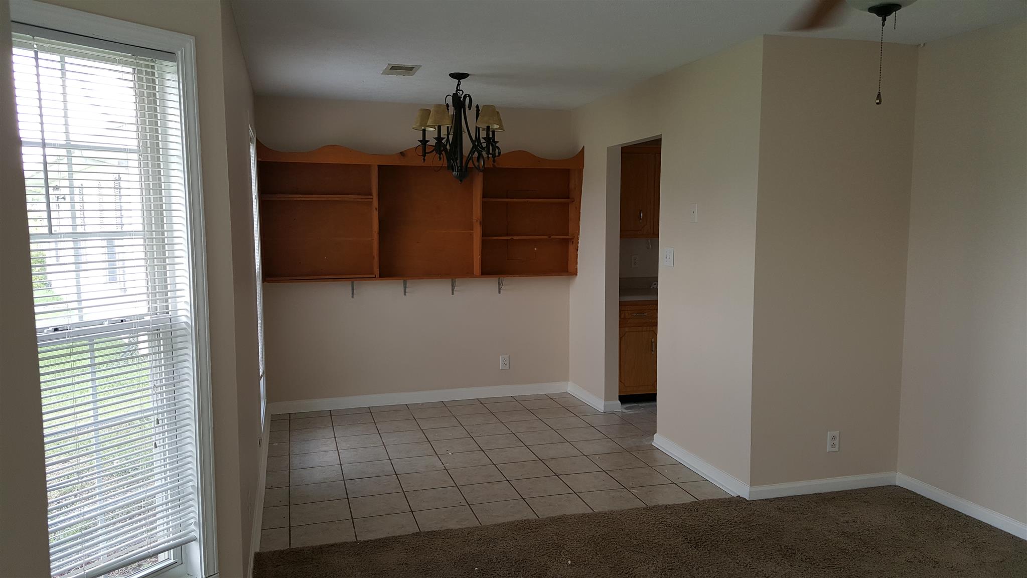 1067 Shadow Ridge Avenue Oak Grove, KY 42262 - Photo 3 of 20