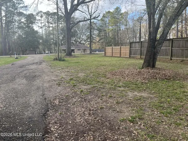 $95,000 | 5552 Terry Road, Jackson, MS 39272