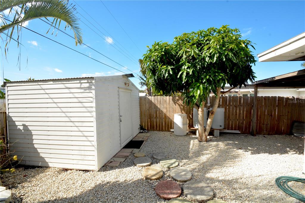 1313 Mango Avenue Venice, FL 34285 - Photo 28 of 34