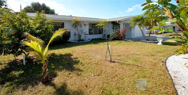 $2,500 | 1313 Mango Avenue, Venice, FL 34285