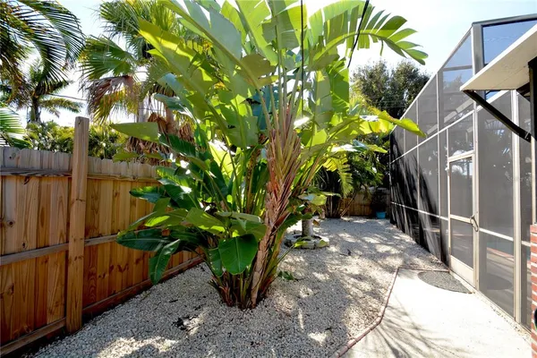 $2,500 | 1313 Mango Avenue, Venice, FL 34285