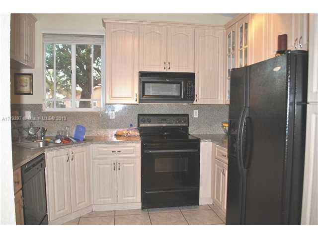6563 Southwest 162nd Path Miami, FL 33193 - Photo 7 of 15 Kitchen