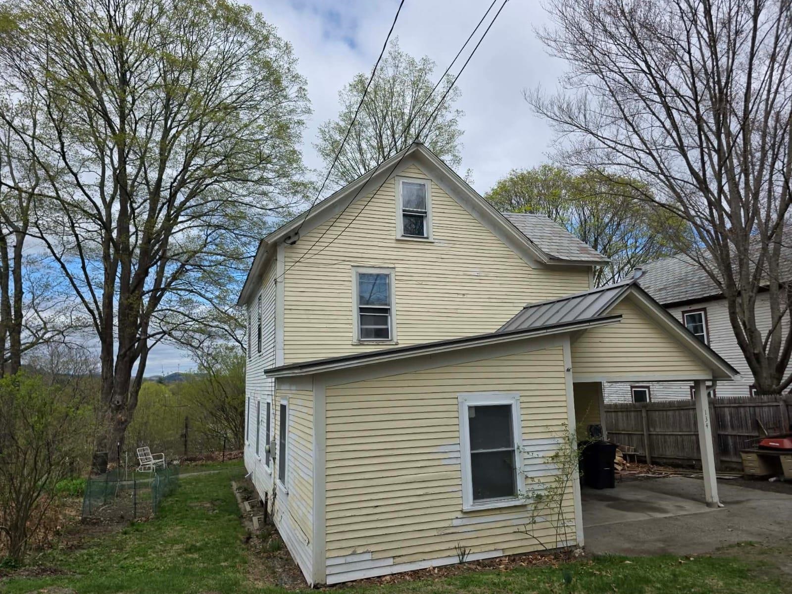 134 Washington Street Brattleboro, VT 05301 - Photo 2 of 37