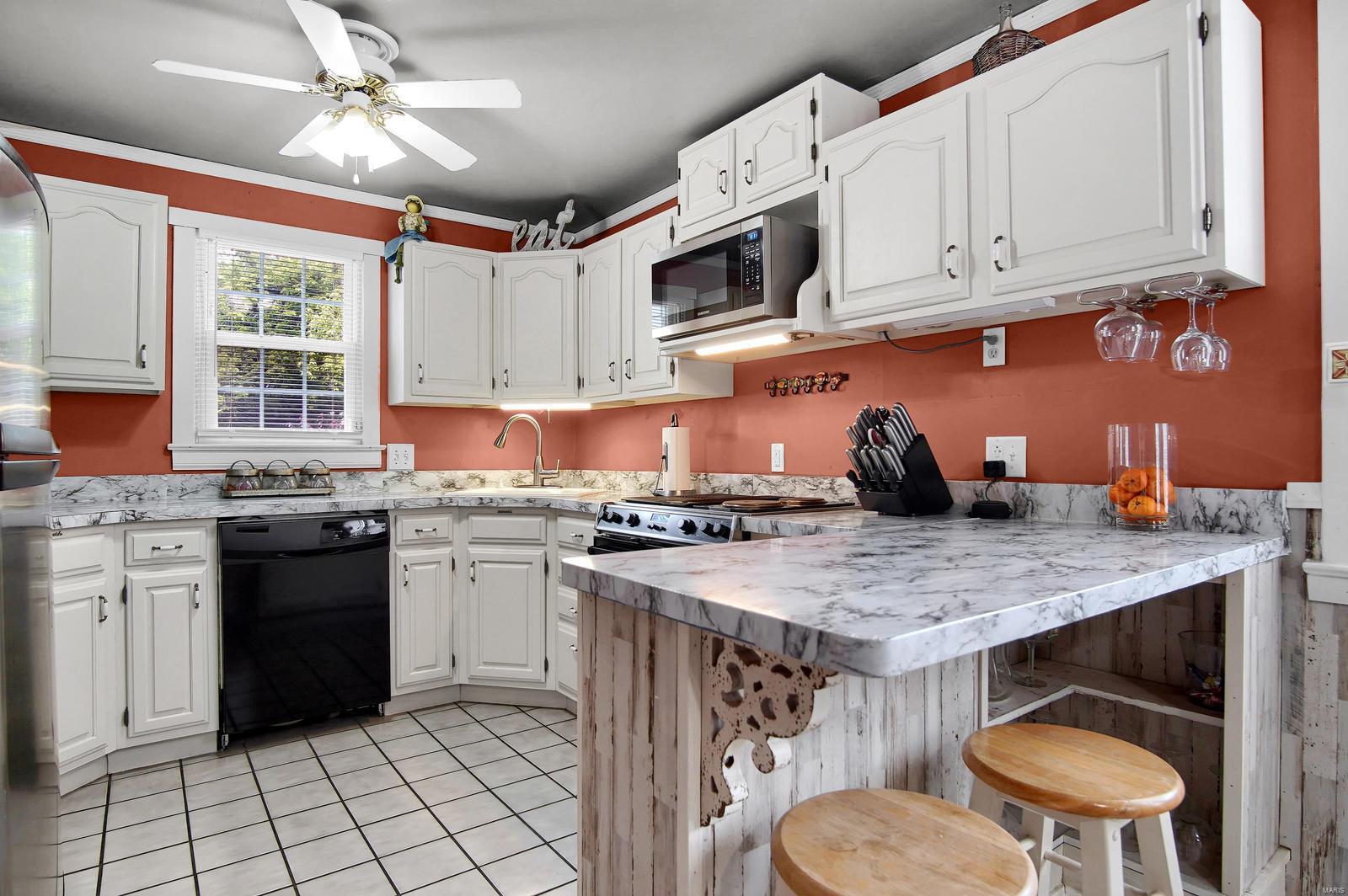 5701 Perrin Road Fairview Heights, IL 62208 - Photo 8 of 28 Gallery Image 8
