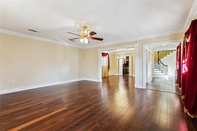 $735,000 | 5445 Bellaire Drive, New Orleans, LA 70124