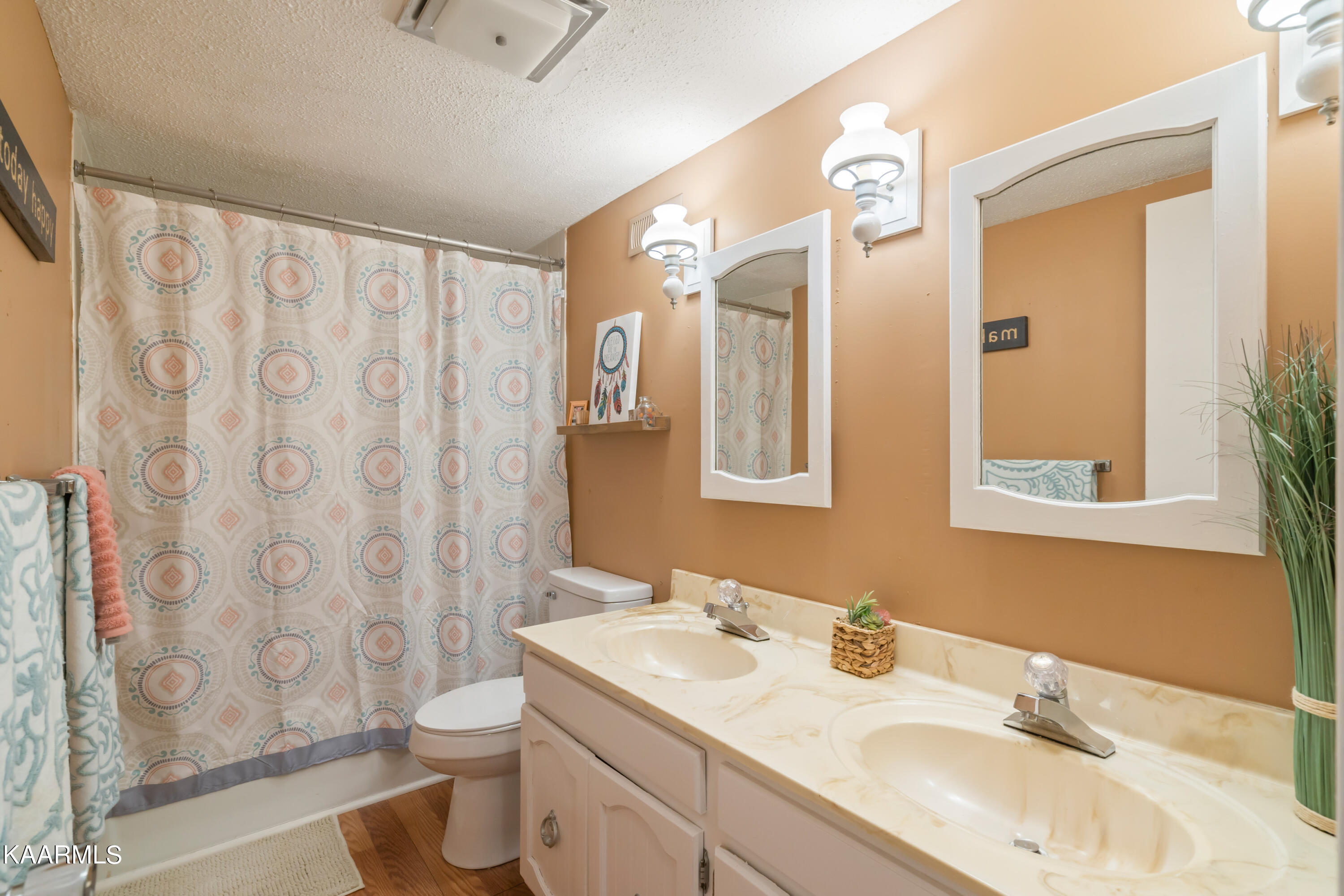 42 Brookside Drive Oak Ridge, TN 37830 - Photo 37 of 42 Full Bathroom #3