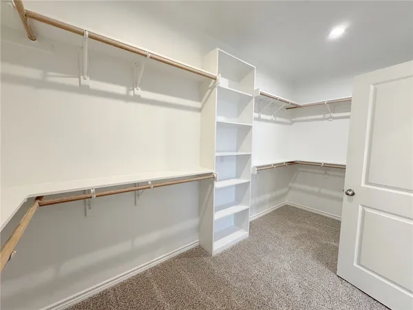 $429,990 | 141 Broad Oak Drive, Rockport, TX 78382