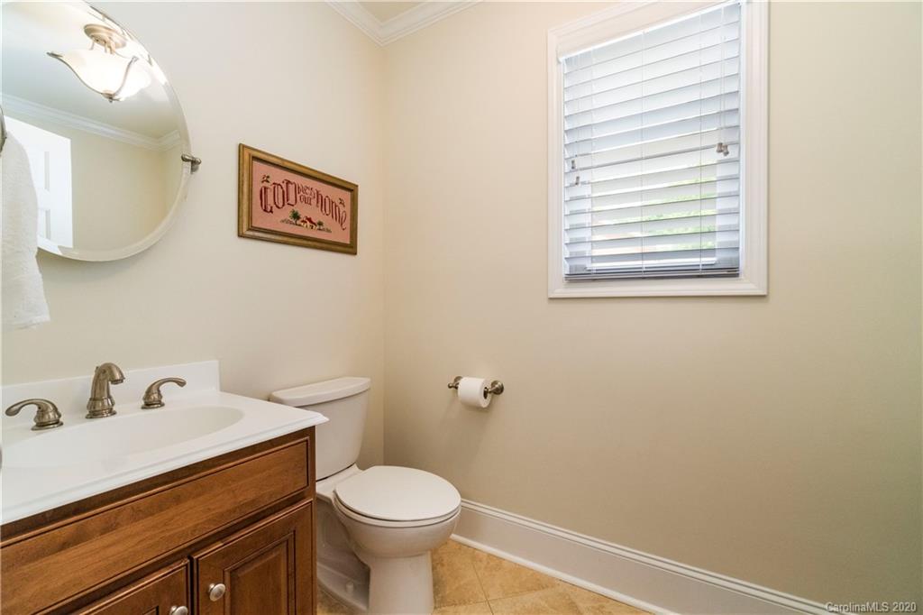 1038 Elliott Road Charlotte, NC 28216 - Photo 23 of 31 Gallery Image 23