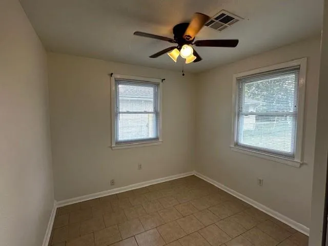 $1,525 | 4728 Meadowdale Street, Metairie, LA 70006