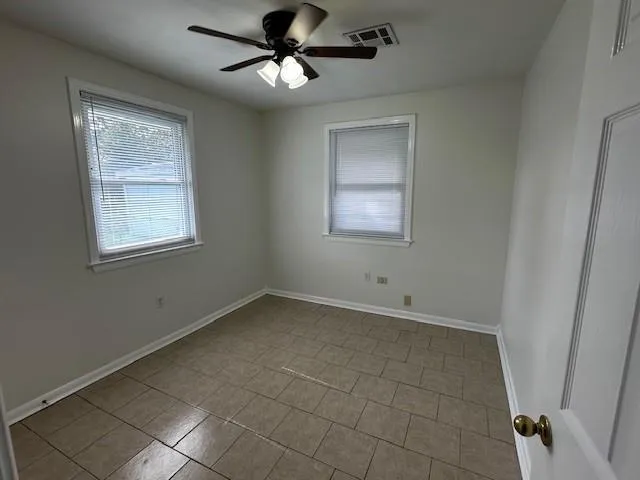 $1,525 | 4728 Meadowdale Street, Metairie, LA 70006