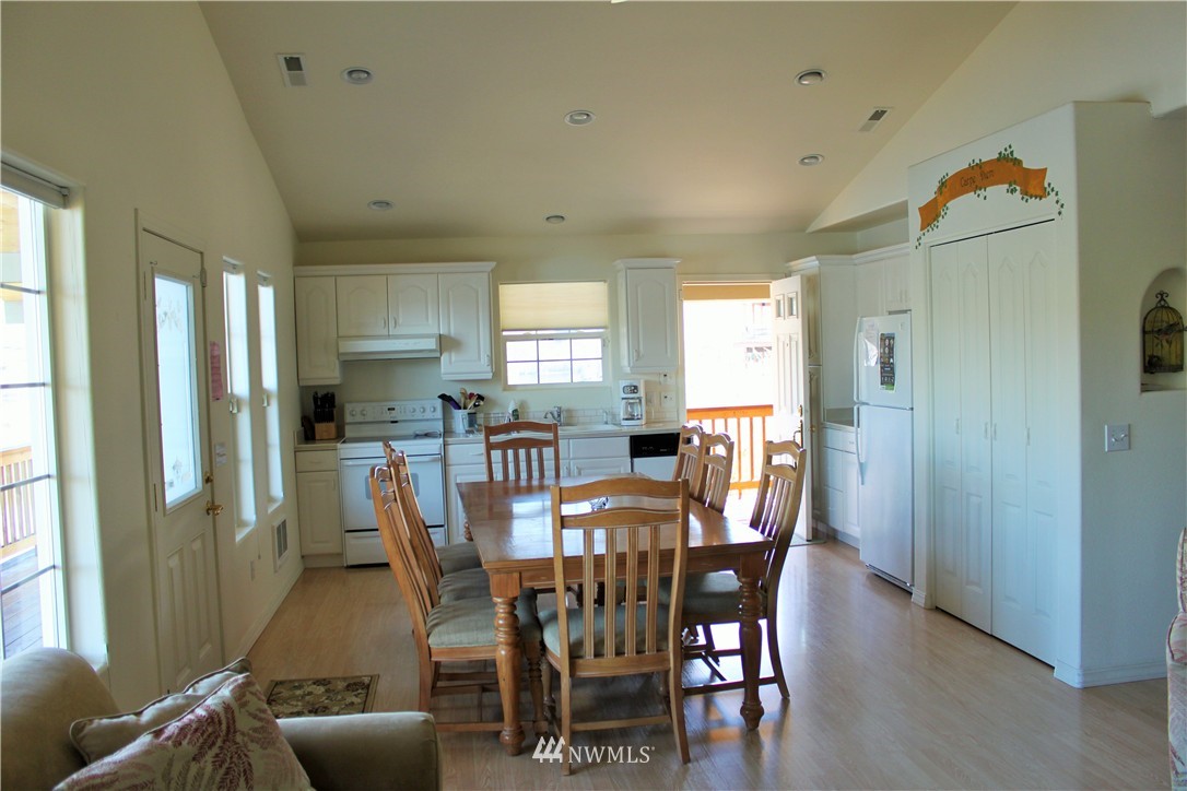 4202 Wapato Lake Road Manson, WA 98831 - Photo 5 of 24 Gallery Image 5