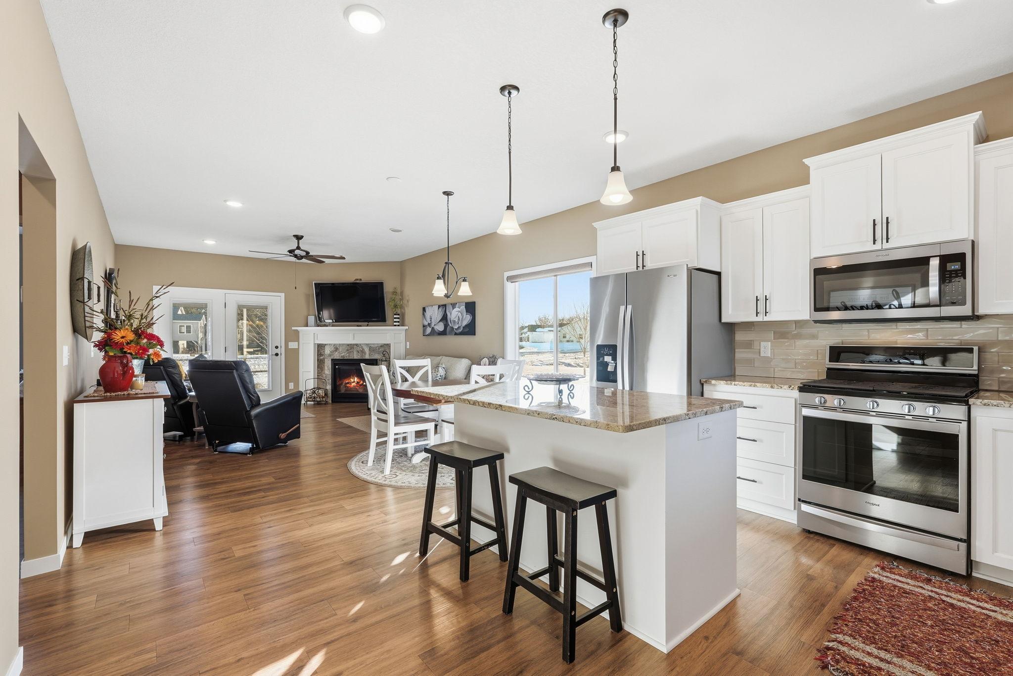 1003 Golden Way Northwest Isanti, MN 55040 - Photo 7 of 38