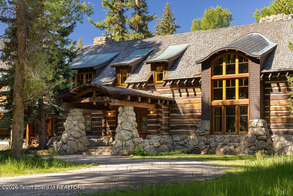 1275 South Ely Springs Road Jackson, WY 83001 - Photo 5 of 59 Exterior