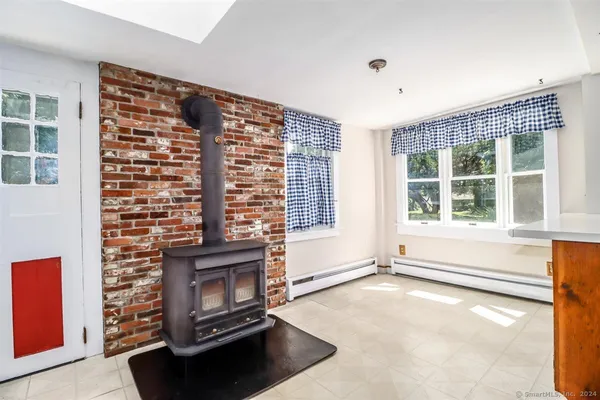 $3,000 | 34 Old Park Lane Road, New Milford, CT 06776