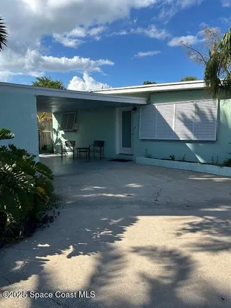 a view of outdoor space yard and patio