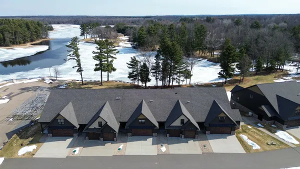 $775,000 | 1106 West River Road, Mosinee, WI 54455