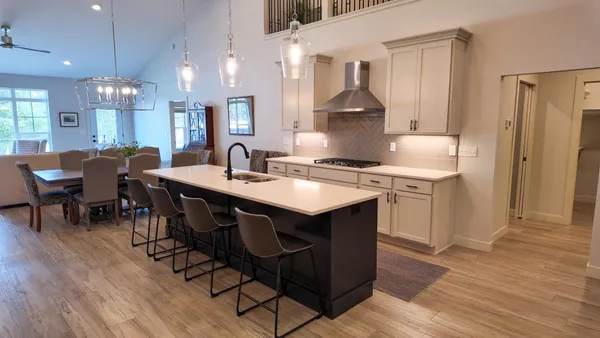 $775,000 | 1106 West River Road, Mosinee, WI 54455