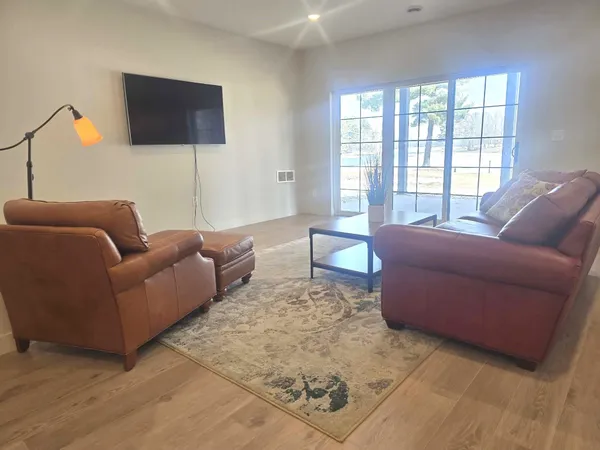 $775,000 | 1106 West River Road, Mosinee, WI 54455