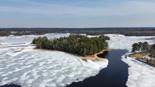 $775,000 | 1106 West River Road, Mosinee, WI 54455