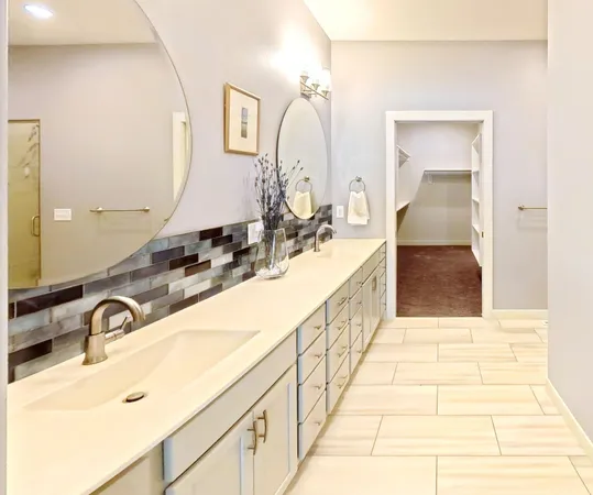 $775,000 | 1106 West River Road, Mosinee, WI 54455