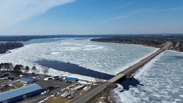 $775,000 | 1106 West River Road, Mosinee, WI 54455