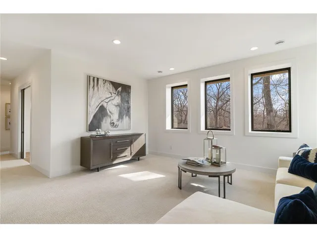 $1,544,468 | 13975 27th Street North, Stillwater, MN 55082