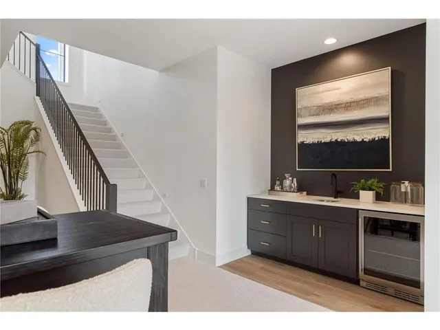 $1,544,468 | 13975 27th Street North, Stillwater, MN 55082