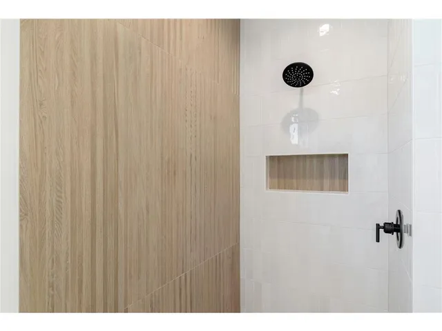 $1,544,468 | 13975 27th Street North, Stillwater, MN 55082