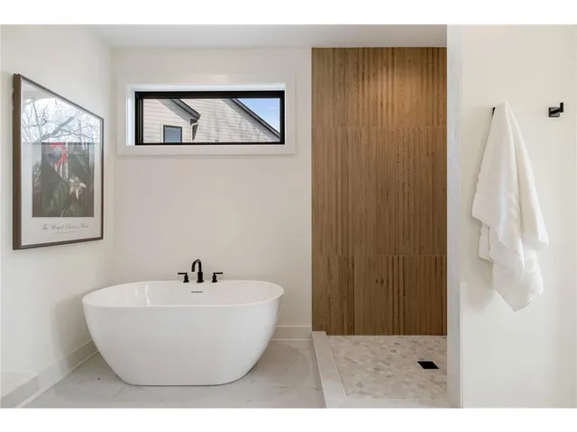 $1,544,468 | 13975 27th Street North, Stillwater, MN 55082