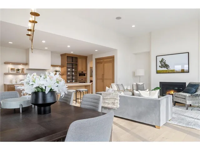 $1,544,468 | 13975 27th Street North, Stillwater, MN 55082