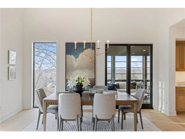 $1,544,468 | 13975 27th Street North, Stillwater, MN 55082