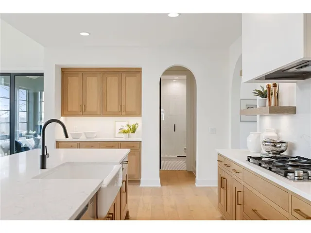 $1,544,468 | 13975 27th Street North, Stillwater, MN 55082