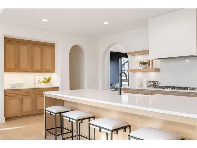 $1,544,468 | 13975 27th Street North, Stillwater, MN 55082