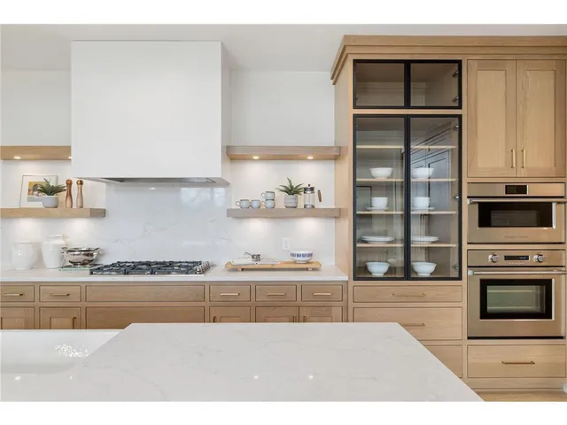 $1,544,468 | 13975 27th Street North, Stillwater, MN 55082