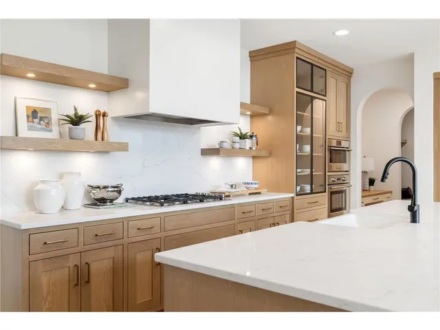 $1,544,468 | 13975 27th Street North, Stillwater, MN 55082