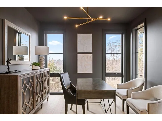 $1,544,468 | 13975 27th Street North, Stillwater, MN 55082