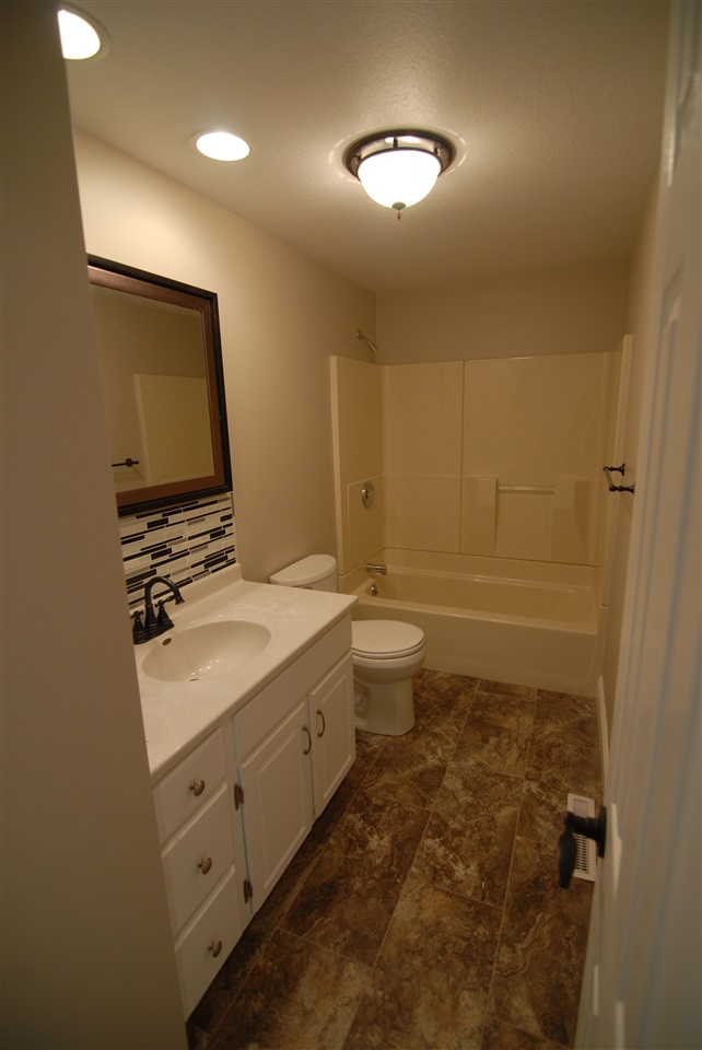 715 South Hadley Road Fort Wayne, IN 46804 - Photo 22 of 31