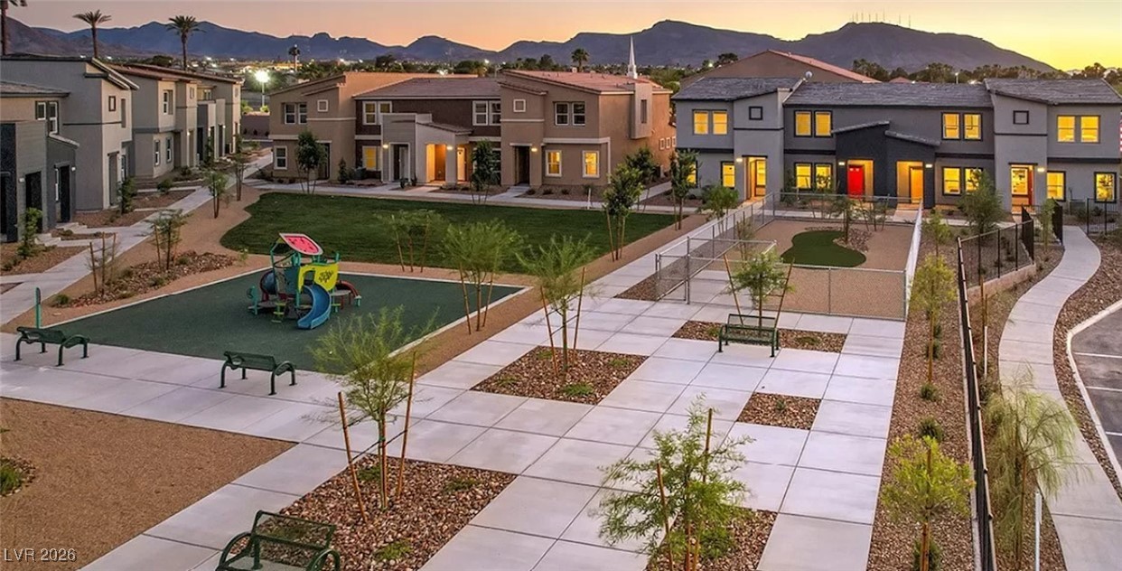 459 Horizon Cv Place Henderson, NV 89002 - Photo 2 of 38