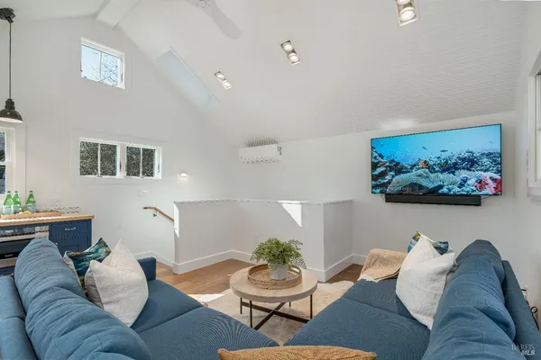 $4,950,000 | 1651 Spring Mountain Road, St. Helena, CA 94574