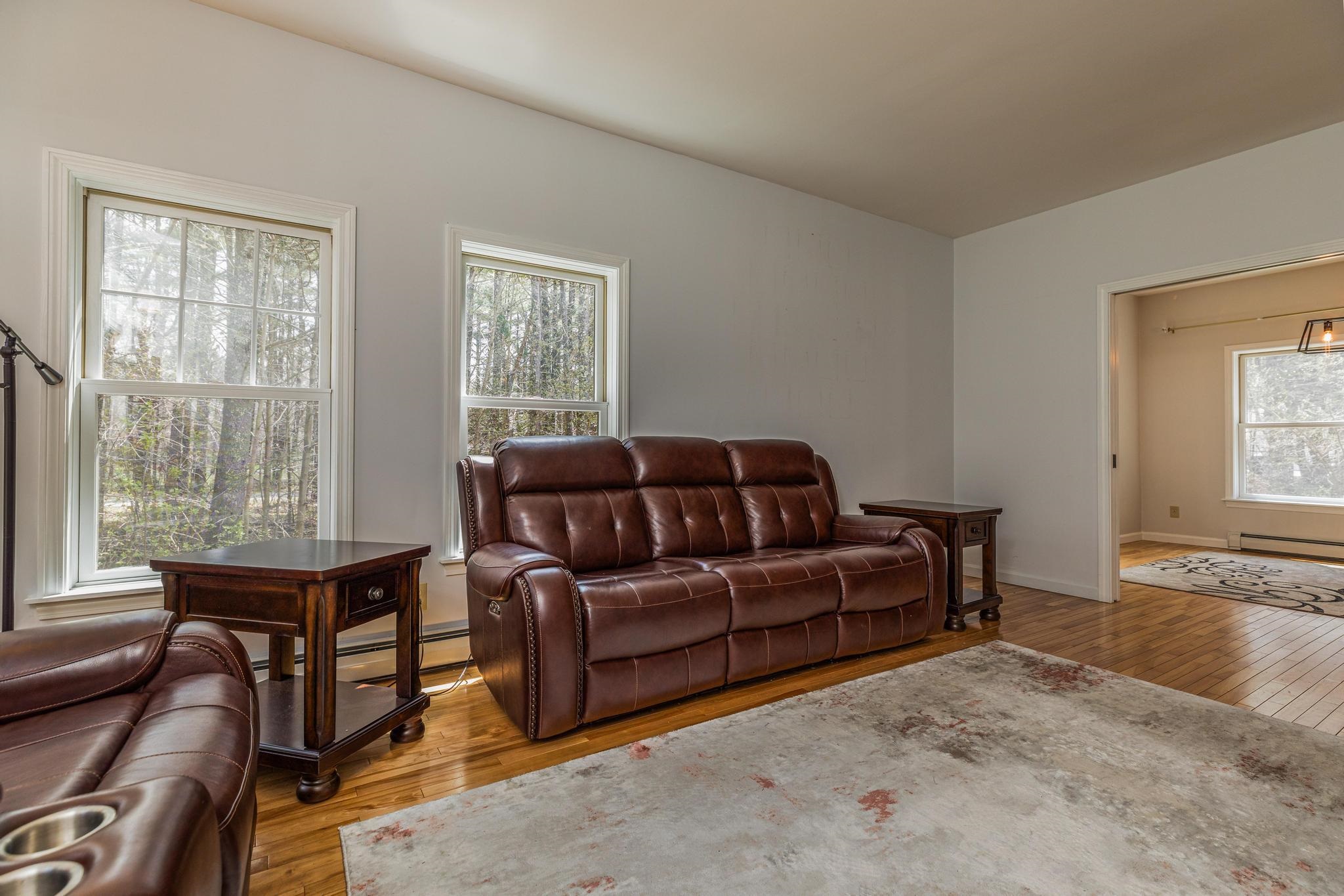 36 Province Road Barrington, NH 03825 - Photo 4 of 32