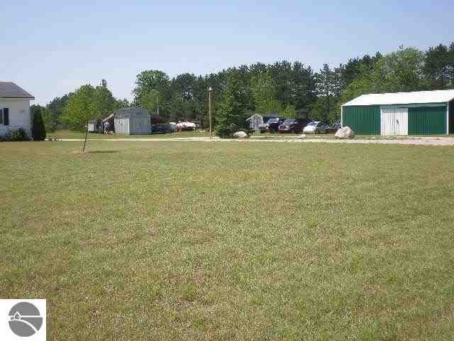 2828 Bowerman Road Kingsley, MI 49649 - Photo 30 of 30 1745105-29.JPG