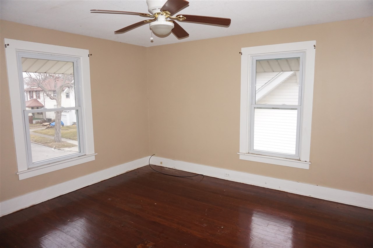 1139 Sinclair Street Fort Wayne, IN 46808 - Photo 9 of 12 Gallery Image 9