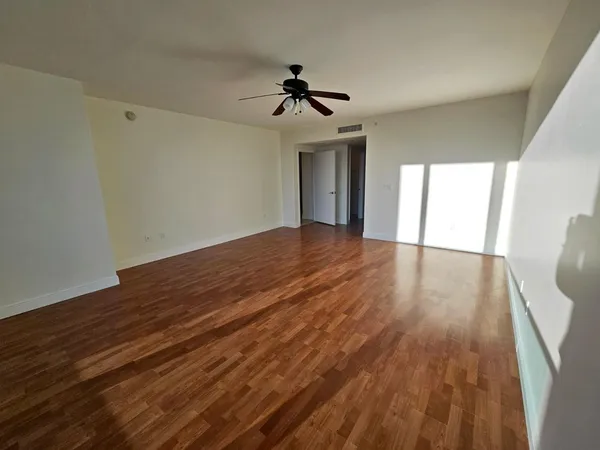 $9,000 | 3301 Northeast 183rd Street, Unit 1609, Aventura, FL 33160