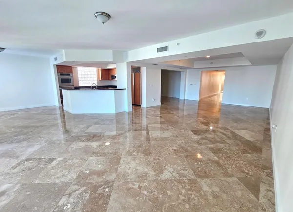 $9,000 | 3301 Northeast 183rd Street, Unit 1609, Aventura, FL 33160