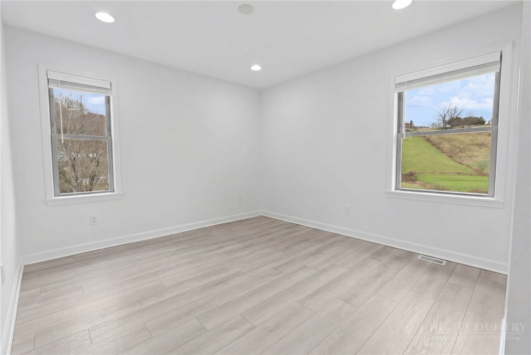 107 Pinebrook Court, Unit 2 Boone, NC 28607 - Photo 17 of 31