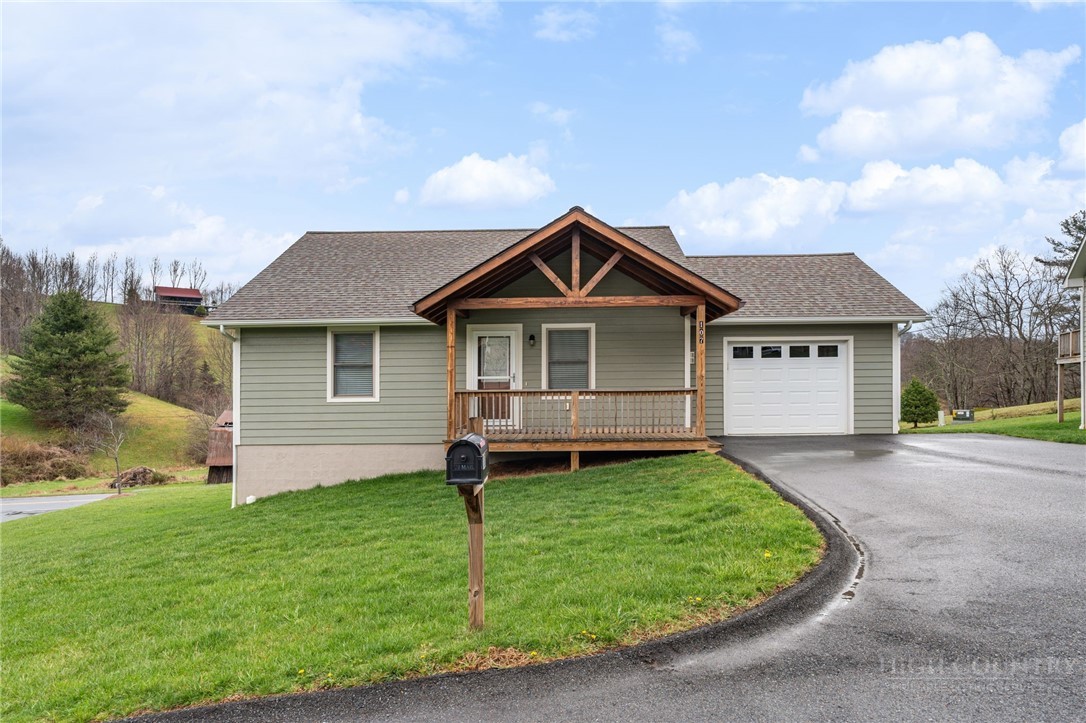 107 Pinebrook Court, Unit 2 Boone, NC 28607 - Photo 2 of 31