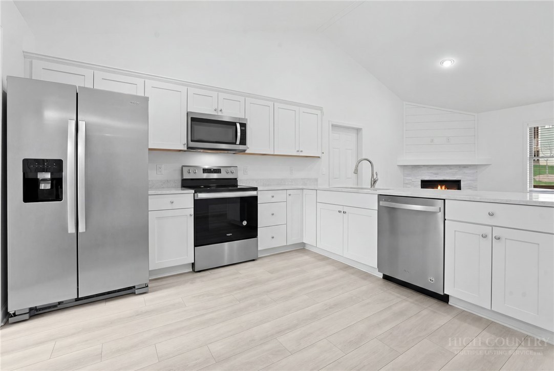 107 Pinebrook Court, Unit 2 Boone, NC 28607 - Photo 9 of 31